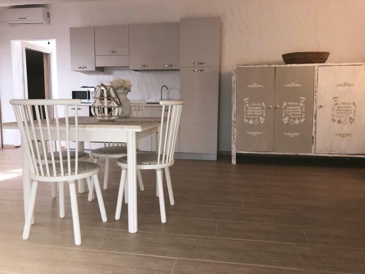 Appartamento Leda Piras Luaran gambar